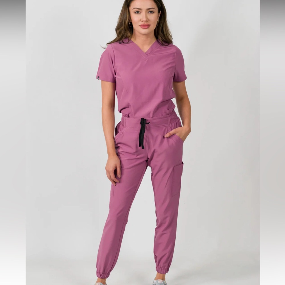 MED GEAR scrubs